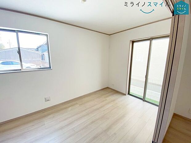 家族一人ひとりの大切なプライベート空間♪趣味に合わせて使って頂けるようシンプルに仕上げております!