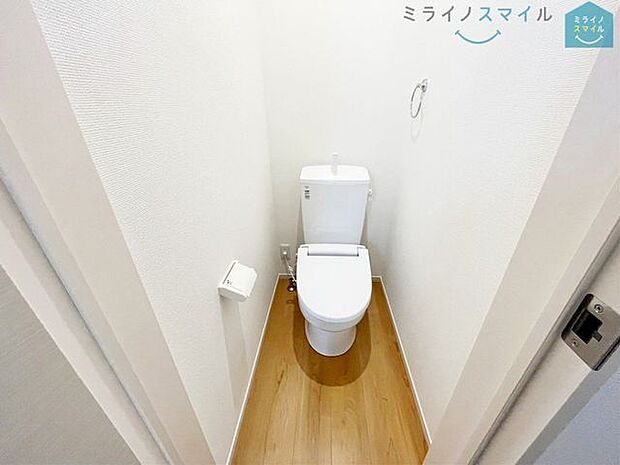 トイレが2か所にあるので、忙しい朝の時間帯でも余裕をもって使用することができます！また、家族用・来客用などと分けて使用することもできます♪