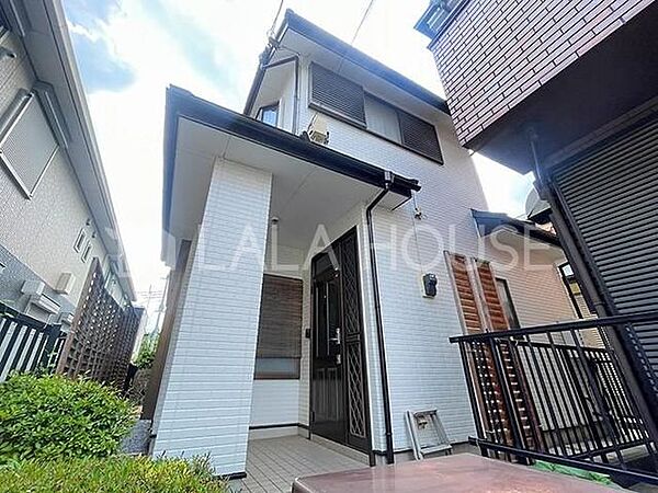 外観：311002216512