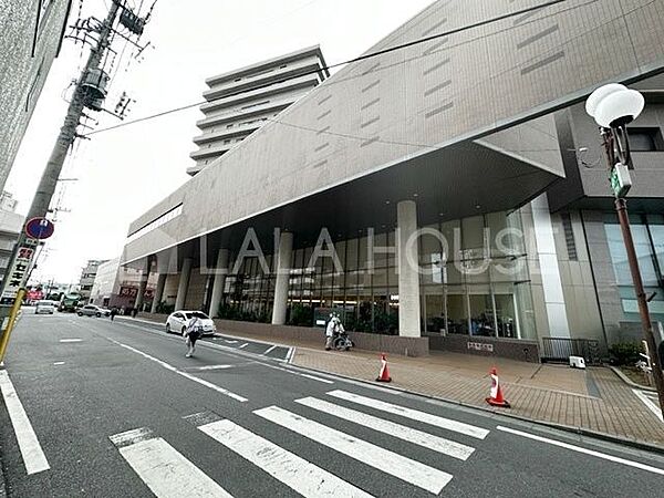 医療法人社団愛友会上尾中央総合病院 徒歩11分。 880m
