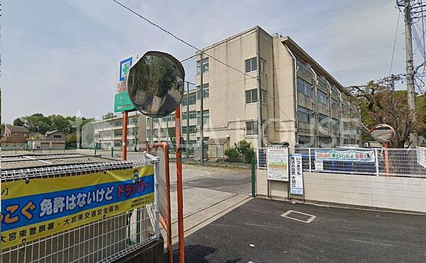 さいたま市立片柳中学校 徒歩19分。 1480m