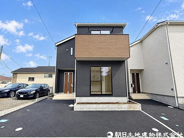 【外観】見るたびに心躍るデザインが魅せる住まいにわくわくします