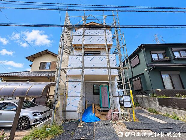四季の移り変わりを感じられる環境。毎日のお散歩も気持ちよさそうです。自然に包まれた穏やかな暮らしができる住環境が整っています。