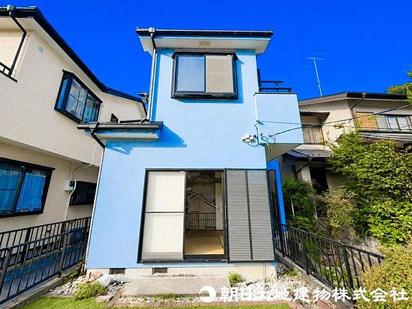 【外観】見るたびに心躍るデザインが魅せる住まいにわくわくします