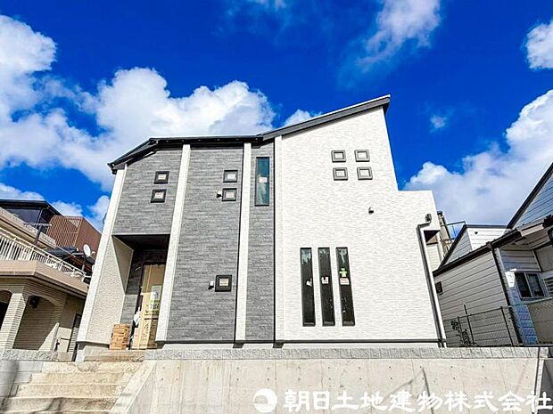 賃貸では手に入らない満足感。毎日の生活を安心して住むためにも、設備や環境は大切。家族が増えても、年をとってもずっとこの場所で!