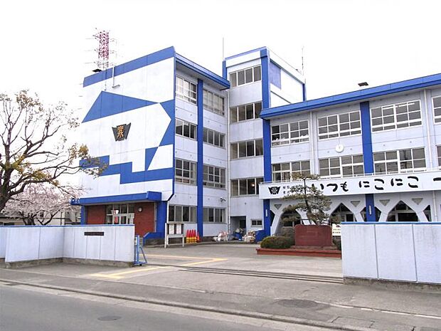 寒川中学校 まで約2200m