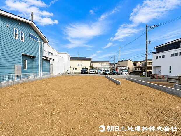 【現地写真】現在は建築中ではございますが完成物件をもとに建物プレゼンも承っております、お気軽にお問い合わせください。 