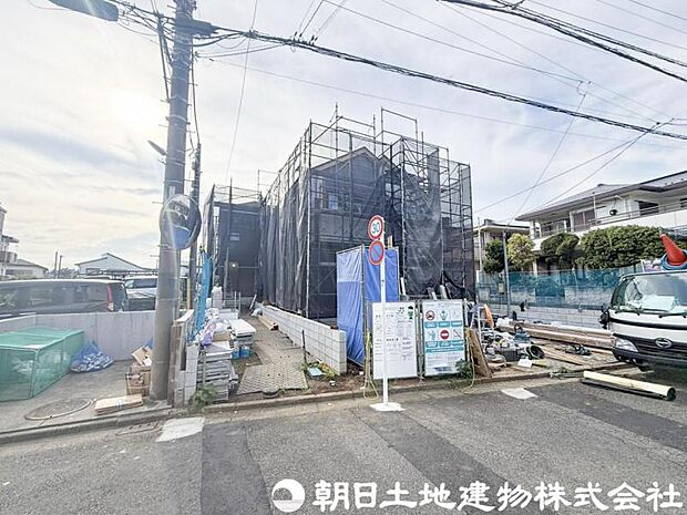 四季の移り変わりを感じられる環境。毎日のお散歩も気持ちよさそうです。自然に包まれた穏やかな暮らしができる住環境が整っています。