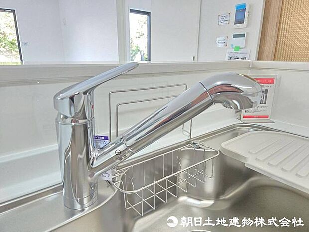 毎日のお料理や、飲料水にも安心の浄水機能付水栓。