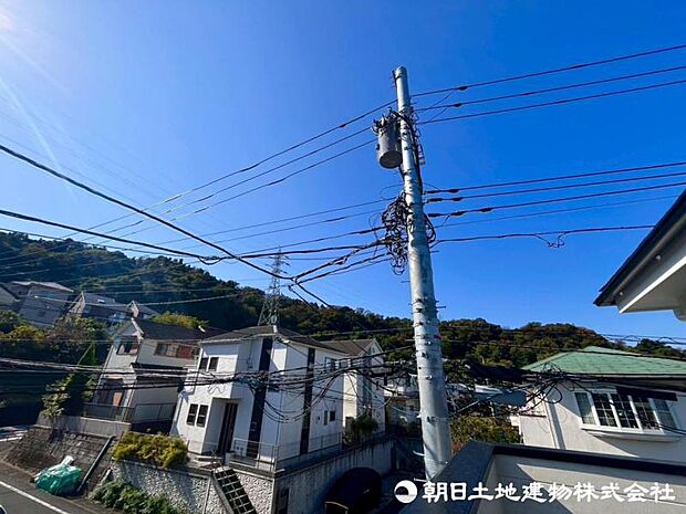 気持ちのいい空が見渡せる広いバルコニー。爽やかな風を感じて、心躍る素敵な暮らしがはじまります。