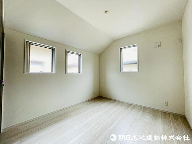 2面採光の居室は快適な光を取り入れ、心地よい風を取り入れます。