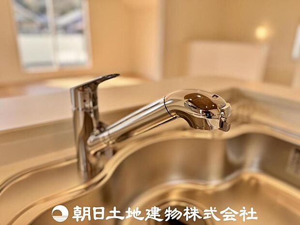 毎日のお料理や、飲料水にも安心の浄水機能付水栓。