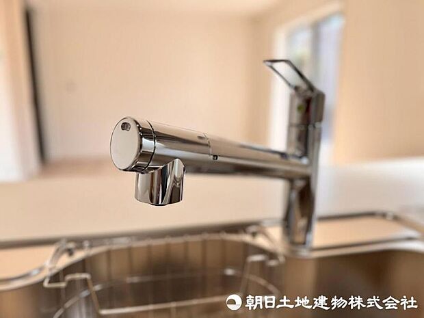 毎日のお料理や、飲料水にも安心の浄水機能付水栓。