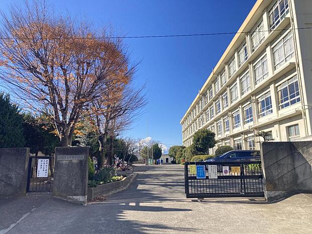 中原中学校まで約200ｍ