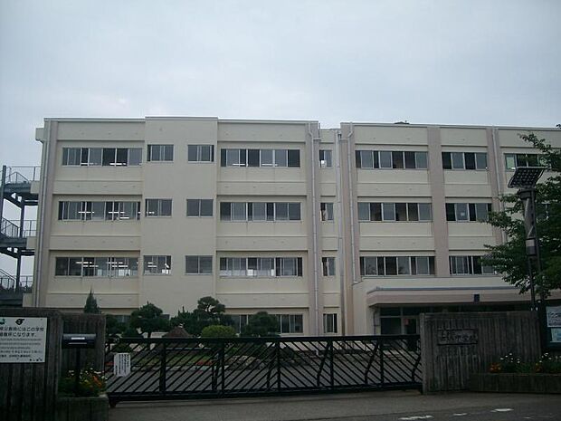 西浜中学校