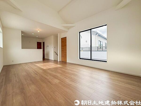 リビング/ダイニングを拡大表示