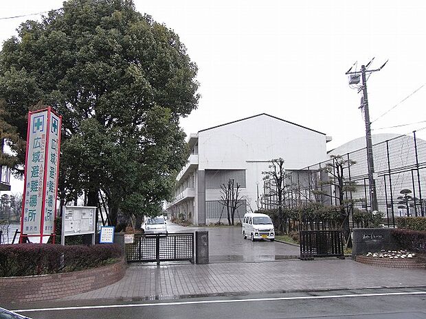 長後中学校まで約475ｍ：学童も充実している街。教育を重視するご家庭におすすめです。お子さまが成長しても暮らせそう