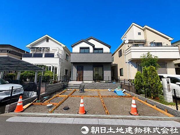 【外観】見るたびに心躍るデザインが魅せる住まいにわくわくします