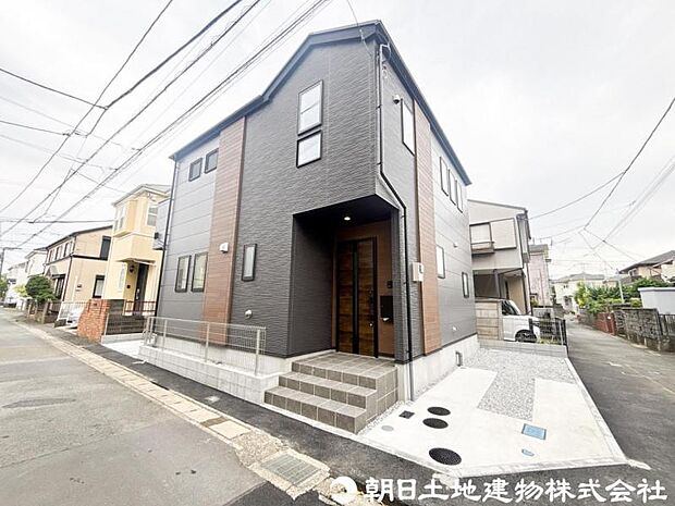 【外観】見るたびに心躍るデザインが魅せる住まいにわくわくします
