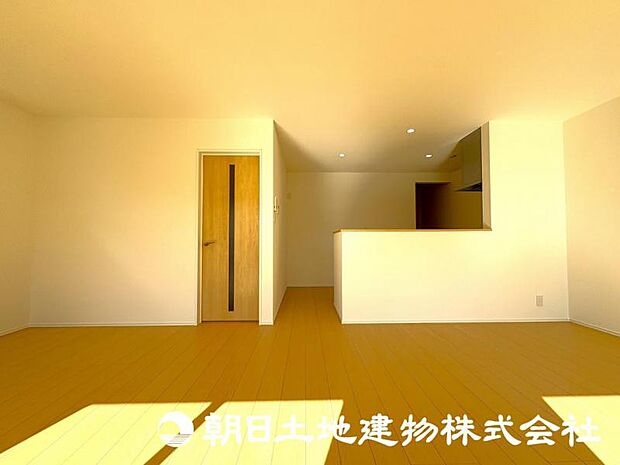 【リビング】一日の中で長く過ごすリビングは多機能空間として様々な過ごし方ができます