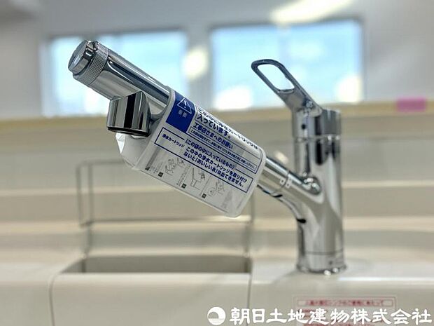 毎日のお料理や、飲料水にも安心の浄水機能付水栓。
