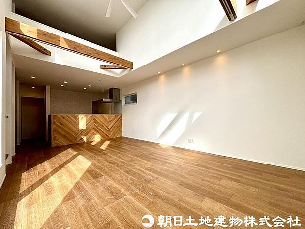 【リビング】家事動線を優先にゾーニングしてみるとくつろぎのスペースが広く取れそうですね