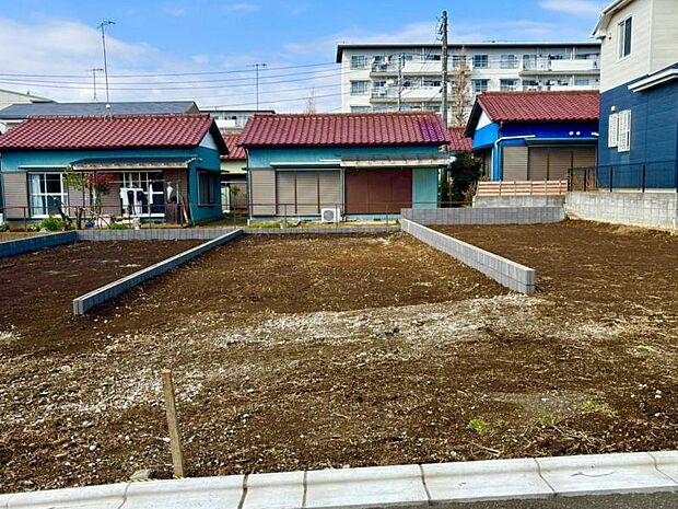 【現地写真】現在は建築中ではございますが完成物件をもとに建物プレゼンも承っております、お気軽にお問い合わせください。