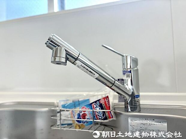 【浄水器一体型水栓】浄水器一体型水栓でいつでも綺麗な水を使用できるのでご家族様の健康も守れます。