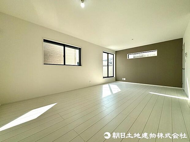 【リビング】家事動線を優先にゾーニングしてみるとくつろぎのスペースが広く取れそうですね