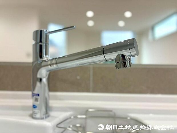 毎日のお料理や、飲料水にも安心の浄水機能付水栓。