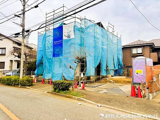 【現地写真】現在は建築中ではございますが完成物件をもとに建物プレゼンも承っております、お気軽にお問い合わせください。