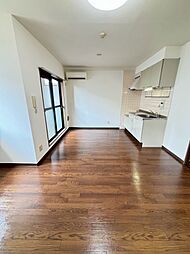 サンライズ97 303 3階2LDKのリビング/ダイニング