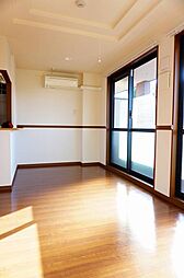 グレイスヴィラＳＴ 202 2階1LDKのリビング/ダイニング