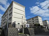 神戸市垂水区青山台4丁目 5階建 築53年のイメージ