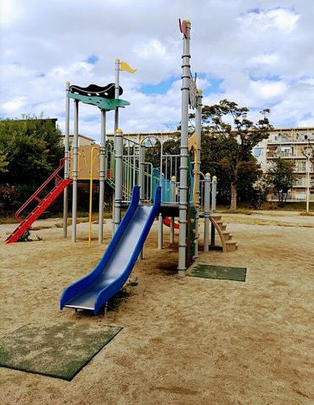 登町中央公園 1050m