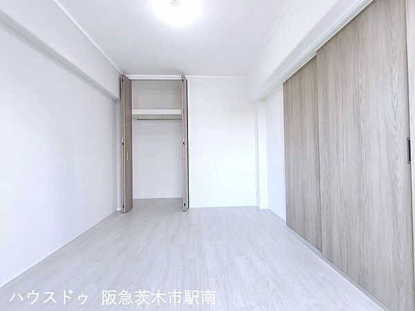 バルコニー側　洋室6.0帖