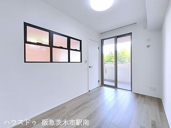 洋室5.3帖のお部屋
