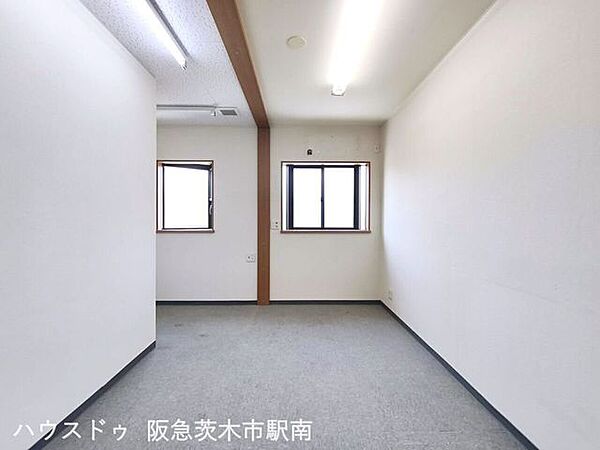 洋室