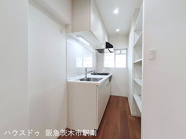 バルコニー側　洋室5.2帖のお部屋