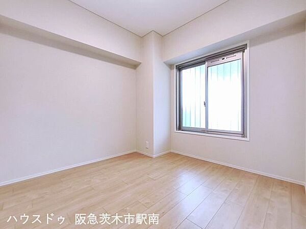 北側の洋室