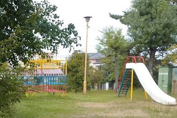 南町3丁目第2公園 970m