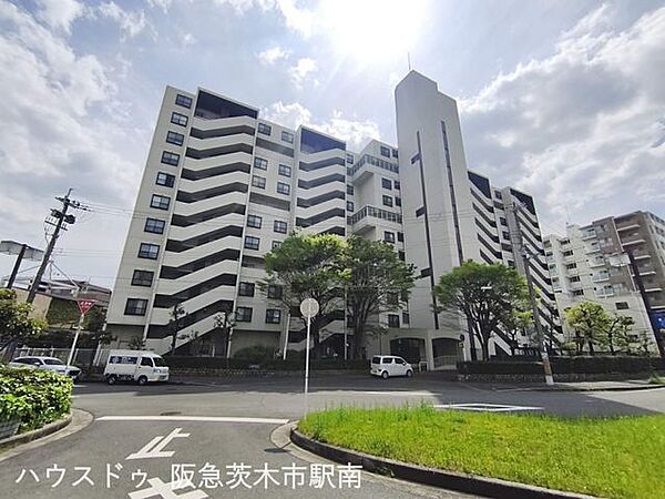 外観：327002907891