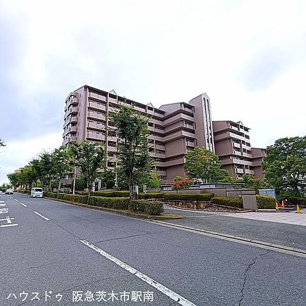外観：327002917923