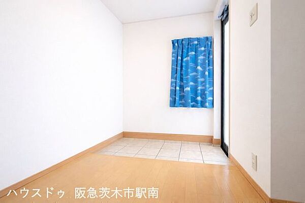 玄関を拡大表示