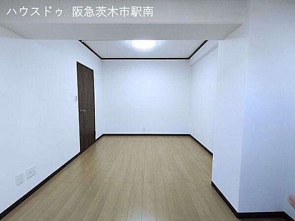 洋間　7.0帖