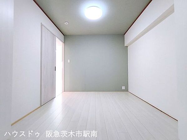 6.0帖の洋室