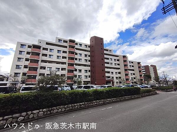 外観：327002992216