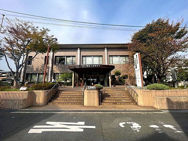 水尾図書館 550m