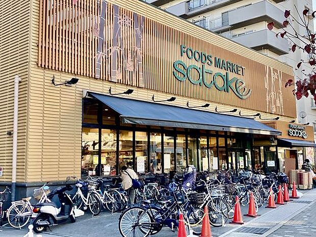 Foods Market satake 茨木西駅前店 10m