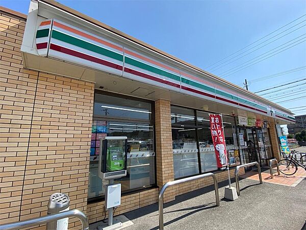 画像18:セブンイレブン 姫路鎌倉町店（948m）